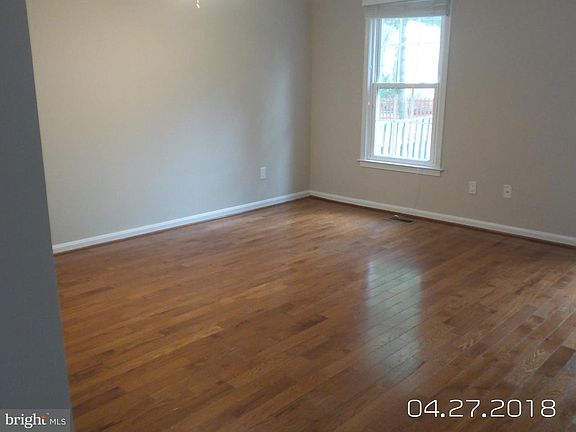 5th image of 4523 Canary Ct