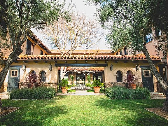 4th image of Rancho Latigo