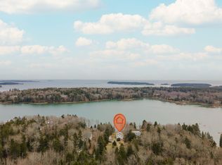 190 Atlantic Quarry Rd, Spruce Head, ME 04859