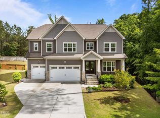 420 Creekhurst Pl, Cary, NC 27519
