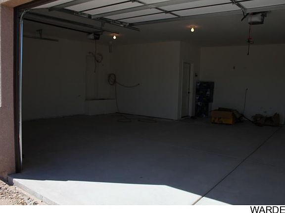 3rd image of 2401 Palo Verde Dr