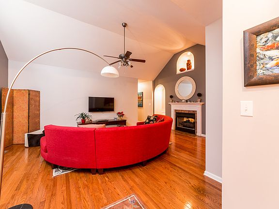 2nd image of 2069 Cobb Meadow Ln