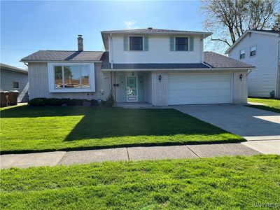 65 W Cavalier Dr, Cheektowaga, NY, 14227