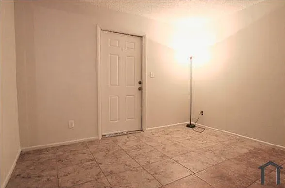 1702 E 6th Ave #1704 — Photo 2