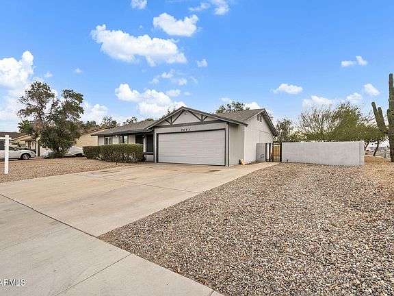 5th image of 9063 W HARMONT Drive