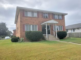 2426 County Road I APT 4, Mounds View, MN 55112