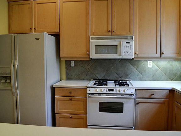 4th image of 6821 Staffordshire St