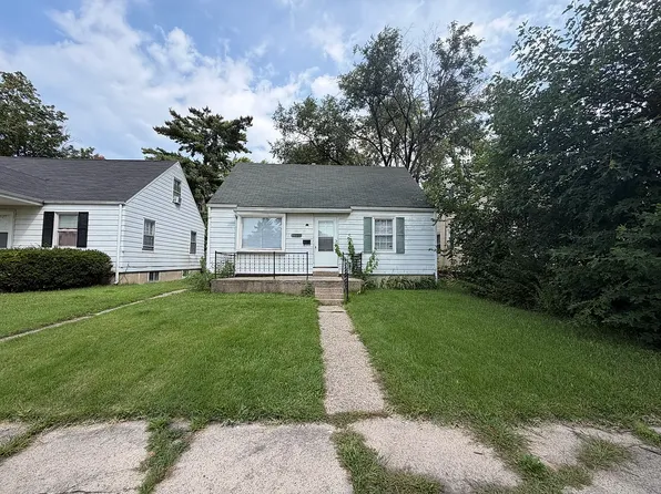 2721 Prast Blvd, South Bend, IN 46628