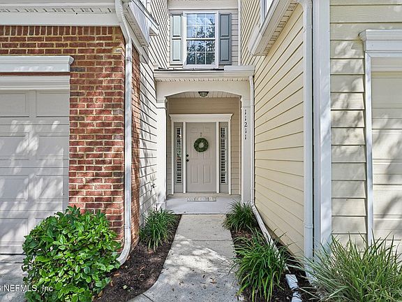 3rd image of 11211 CASTLEMAIN Circle N