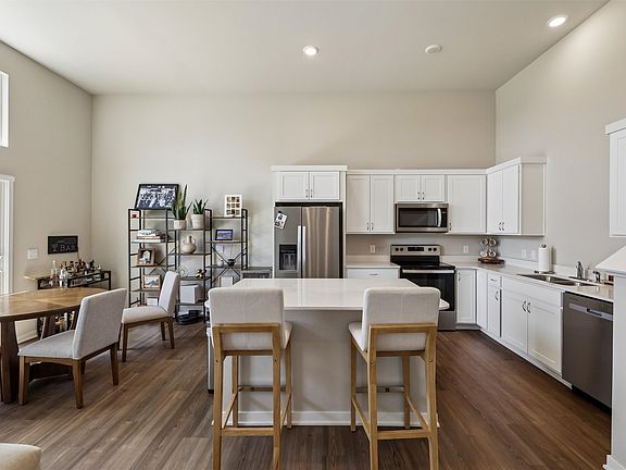 5th image of 9672 Heightsview Dr