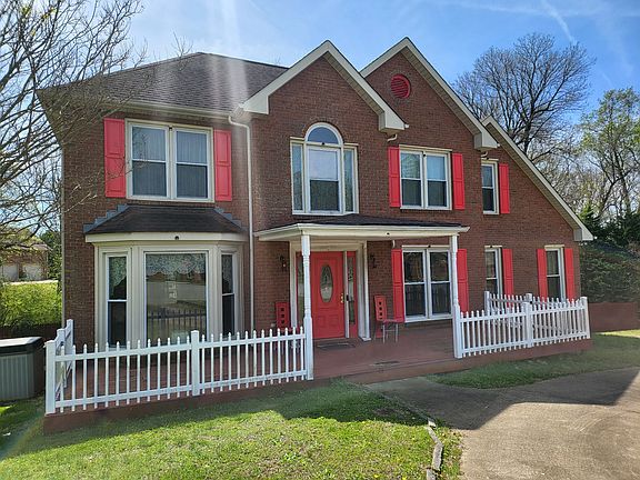 3rd image of 2555 Stone Briar Dr