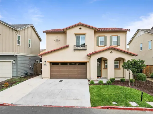 1075 Saint Olaf Ct, Dixon, CA 95620