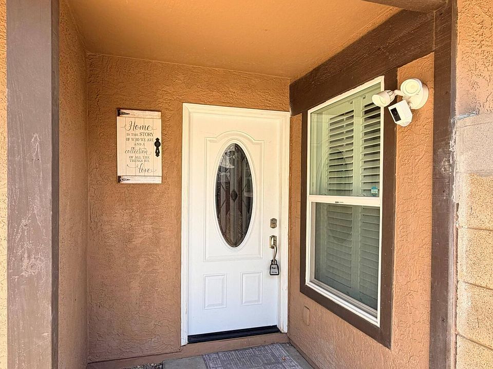 1st image of 11815 N 65th Dr