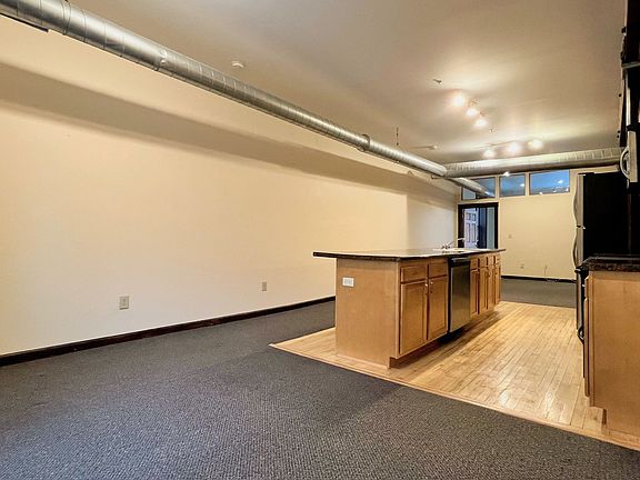 3rd image of 346 Connecticut St APT 205