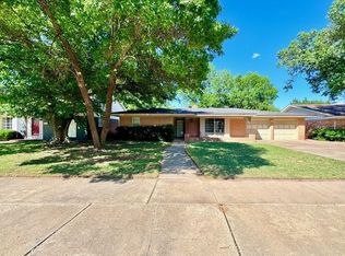 6209 Knoxville Dr, Lubbock, TX 79413