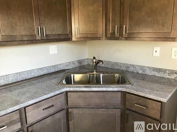 2nd image of 1821 E Howard Ave #4