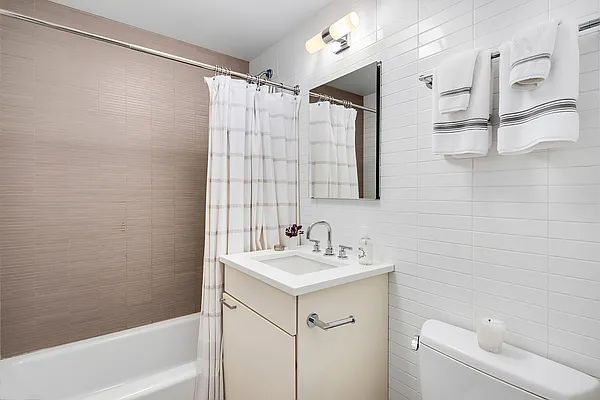 Rented by Douglas Elliman | media 18