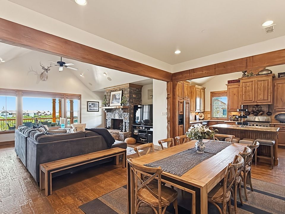 1st image of 2033 Harbor Way #304