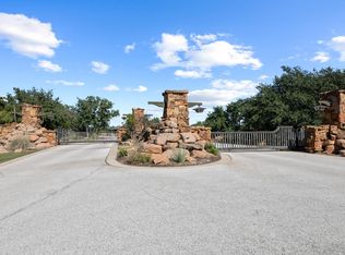 30 Peninsula Dr, Burnet, TX 78611