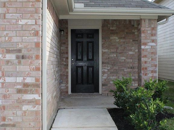 3rd image of 5743 Post Oak Manor Dr