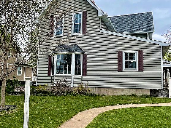 2nd image of 334 W Durant St