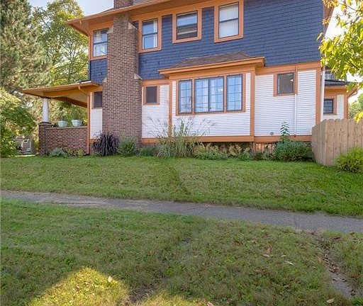 2nd image of 2739 Robinwood Ave
