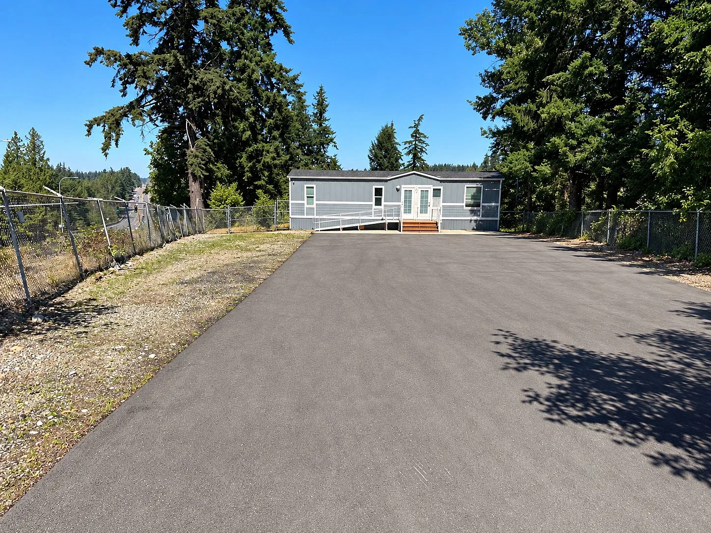 Milton Office w/ or w/o lower-yard — Photo 2
