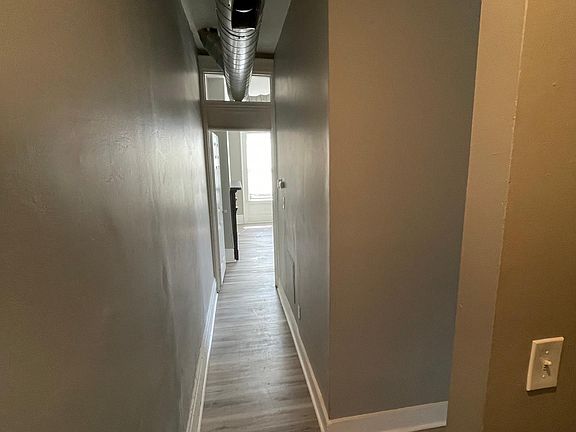 4th image of 462 Dayton St #1