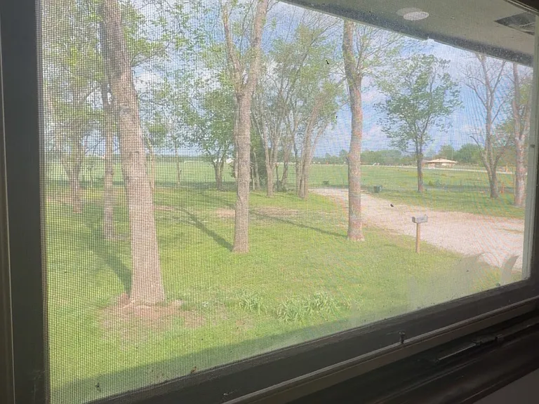 694 E Highway 400 — Photo 12