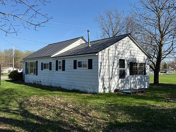 3rd image of 19789 30th Ave