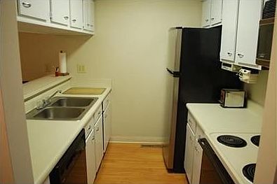 4th image of 1765 Sawgrass Dr
