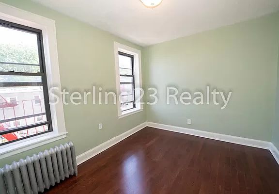5th image of 21-19 27th St #5C