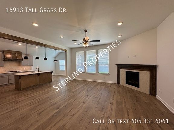 5th image of 15913 Tall Grass Dr