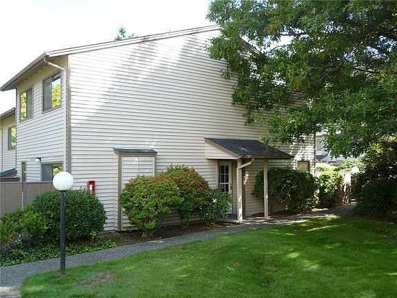 2nd image of 11353 SE 211th Ln APT 74