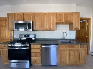 1236 Cambridge St APT 3R, Cambridge, MA 02139