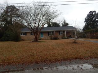 2015 Arnett Dr, Camden, SC 29020