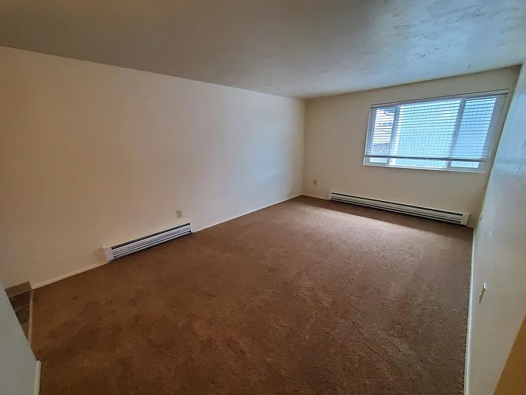 950 NW Sycamore Ave #11 — Photo 5