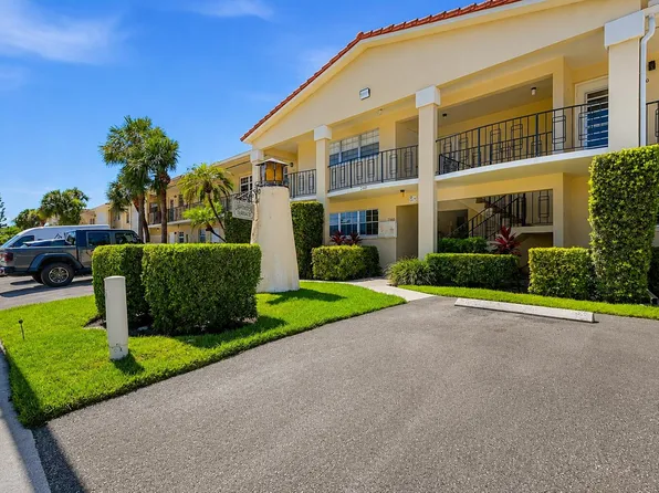 2160 NE 36th Street #37, Lighthouse Point, FL 33064