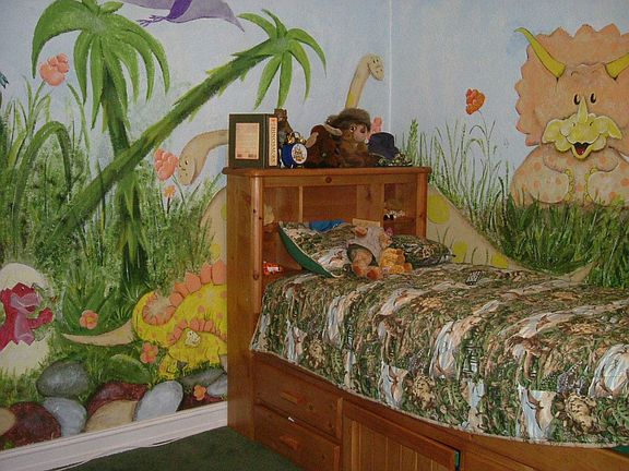 BEDROOM IN SECOND LEVEL