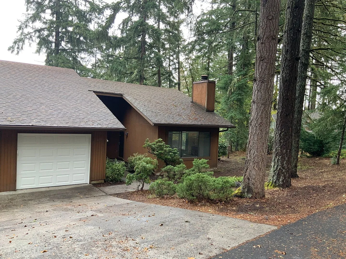 Terrific 2 bedroom, 2 bath in South Eugene — Photo 2