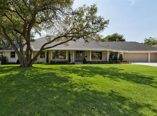 7307 Waverly Ave, Nichols Hills, OK 73120