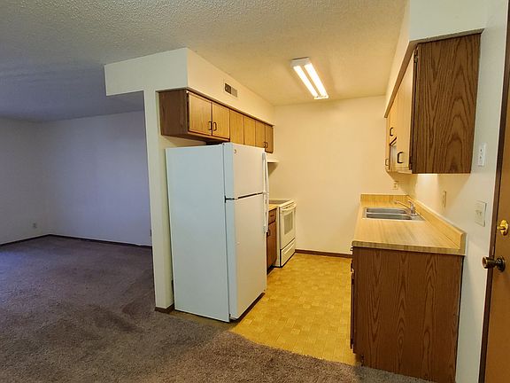 3rd image of 2323 T St #22