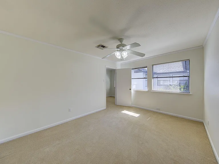 1914 Augusta Dr #25 — Photo 16