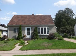 65 Brent Street, clintonville, WI 54929