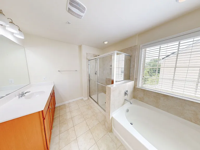 2604 Brooke Grove Rd — Photo 15