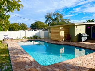 604 7th Ave SW, Largo, FL 33770