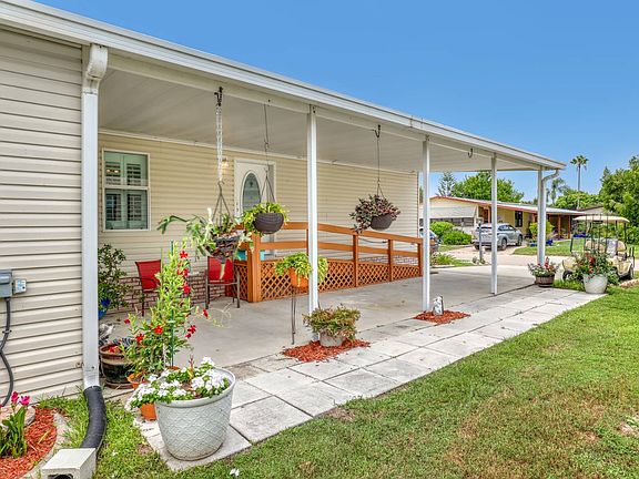 3rd image of 2466 Lakes Of Melbourne Dr