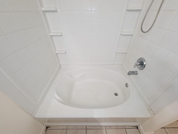 2nd image of 3010 Stonecross Ln