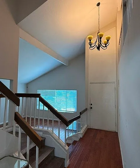 2117 W Sycamore Ave — Photo 10