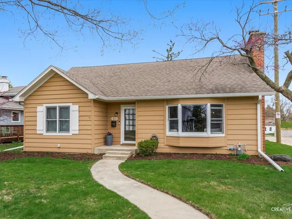 419 Claremont Ave, West Chicago, IL 60185